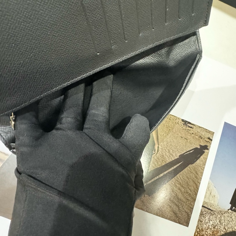 99新  Lv 棋盤格男士錢包-11