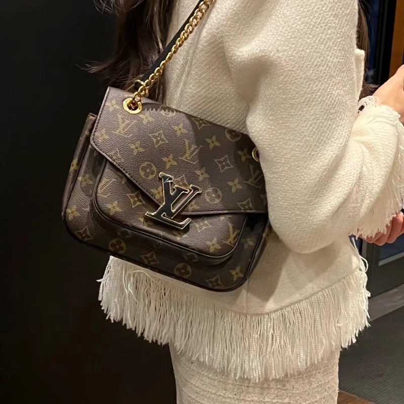 LV Passy 郵差老花肩背斜背包23*19  全新閒置配件塵袋購證-0
