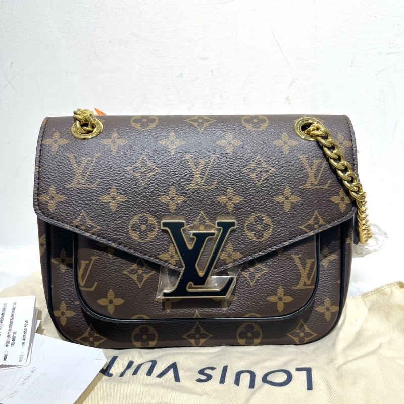 LV Passy 郵差老花肩背斜背包23*19  全新閒置配件塵袋購證-1