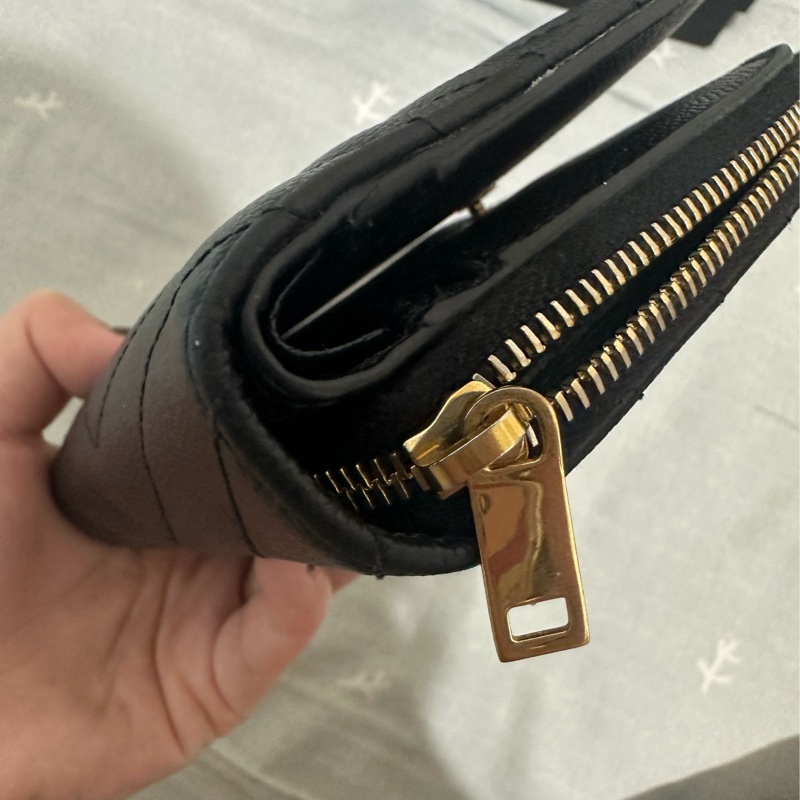 CASSANDRE SAINT LAURENT MATELASSÉ絎縫皮革小型全拉鏈錢包-12