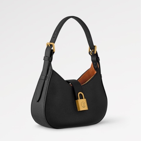 Low Key Shoulder Bag🖤LV黑金腋下包✨