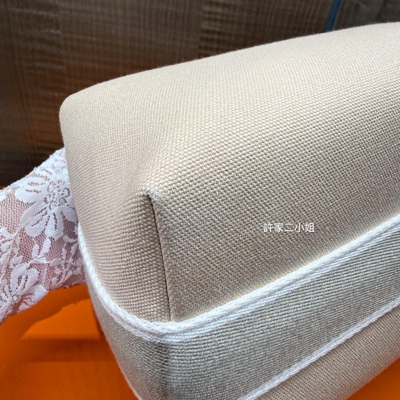 Hermès 97/98新 閒置小號米色盥洗包/便當盒-18