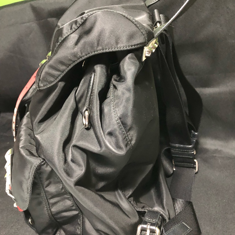 PRADA 普拉達火紅撞色皮革鉚釘尼龍後背包-13