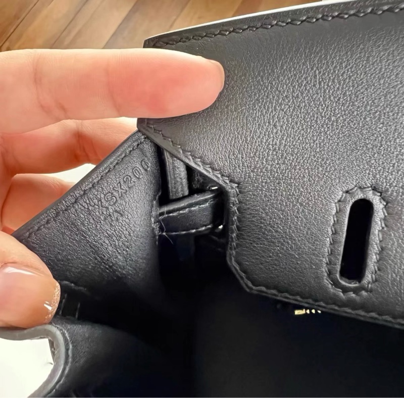hermes birkin25 s皮 x刻 黑金 有塵袋鎖子 無盒子,日本購入,整體成色很好 邊角輕微小磨-7