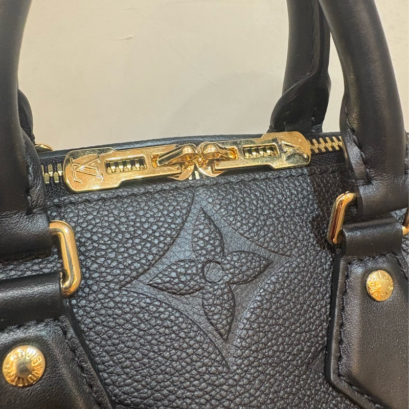 LV黑壓紋SPEEDY20 BANDOULIERE 全新閒置-2