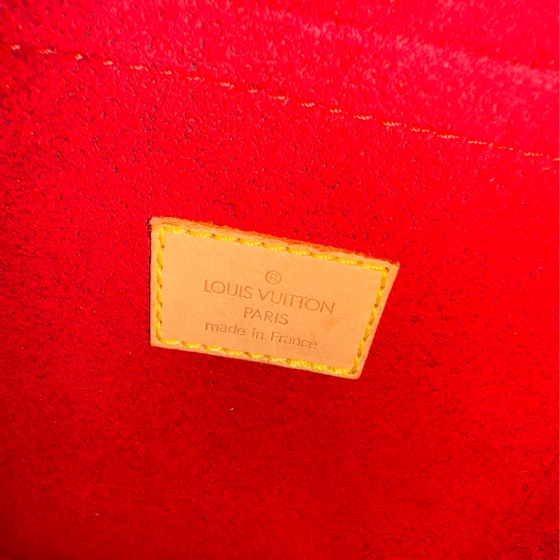 LV Croissant Medium 中古可頌包中號🥐碗豆包🫘月亮包/月牙包/腋下包/有塵袋/漂亮包況-40