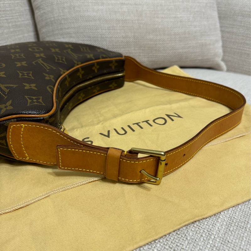 LV Croissant Medium 中古可頌包中號🥐碗豆包🫘月亮包/月牙包/腋下包/有塵袋/漂亮包況-41