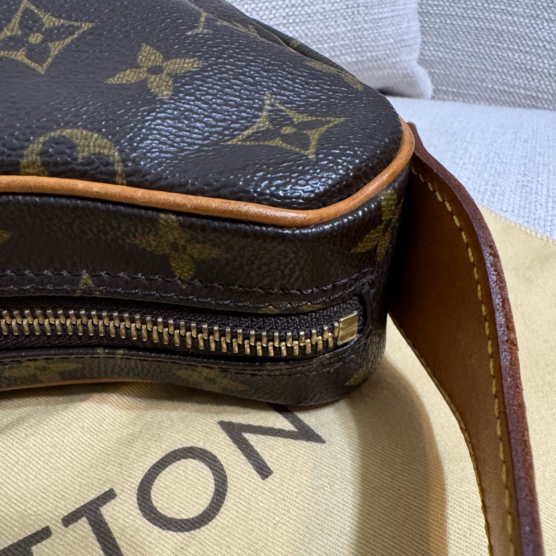 LV Croissant Medium 中古可頌包中號🥐碗豆包🫘月亮包/月牙包/腋下包/有塵袋/漂亮包況-44