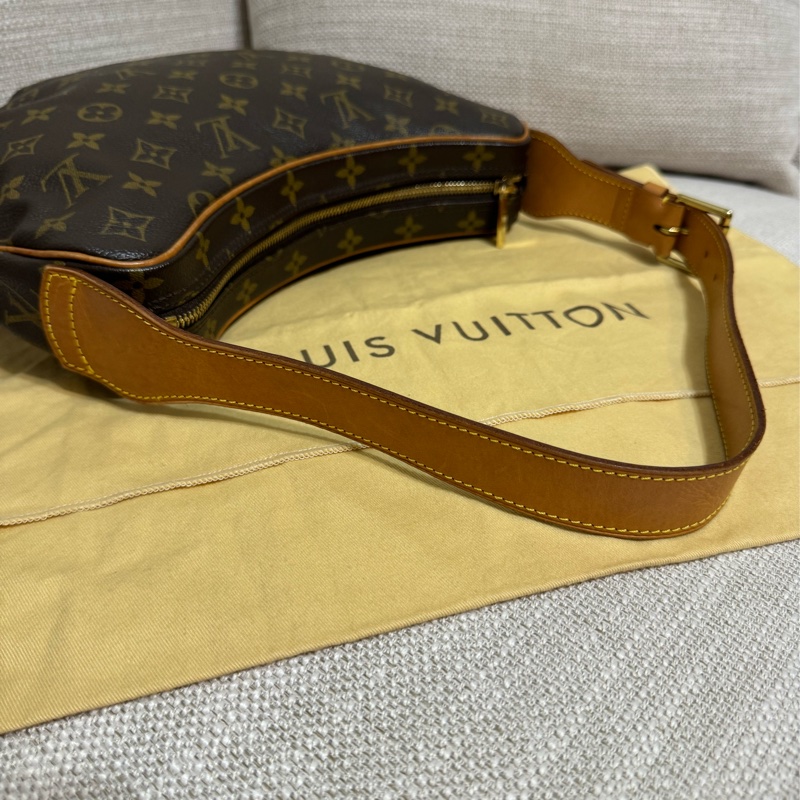 LV Croissant Medium 中古可頌包中號🥐碗豆包🫘月亮包/月牙包/腋下包/有塵袋/漂亮包況-54