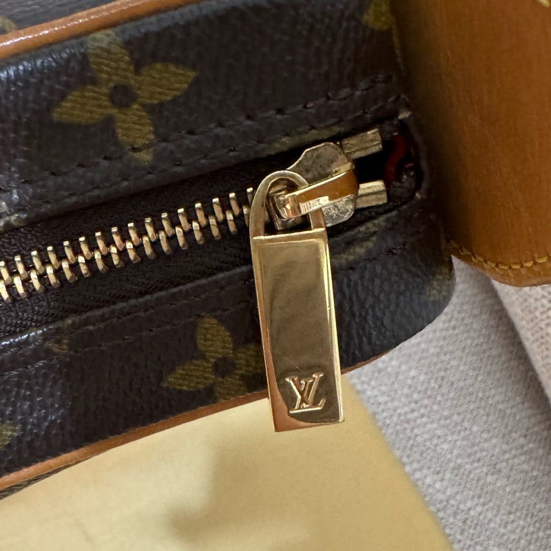 LV Croissant Medium 中古可頌包中號🥐碗豆包🫘月亮包/月牙包/腋下包/有塵袋/漂亮包況-67