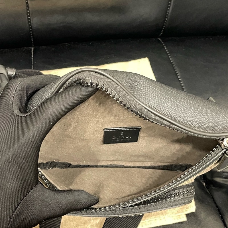 Gucci老花斜挎胸包男女同款-7