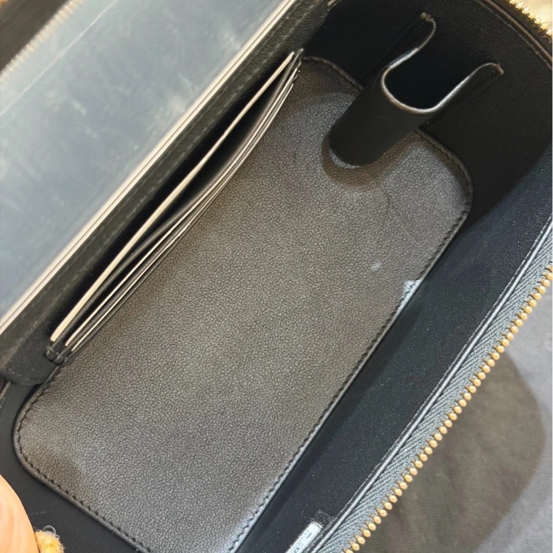 心動警告💌浪漫感天花板❤️‍🔥Chanel黑金心型金球化妝盒子包單肩斜挎包-13