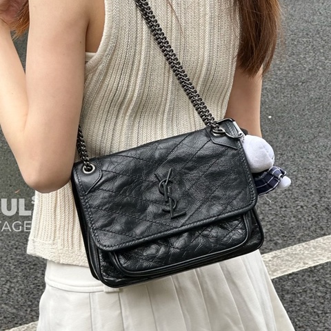 酷颯氛圍感🕶️超優惠😍Ysl聖羅蘭全黑系列油蠟皮Niki小號鏈條包單肩斜背包