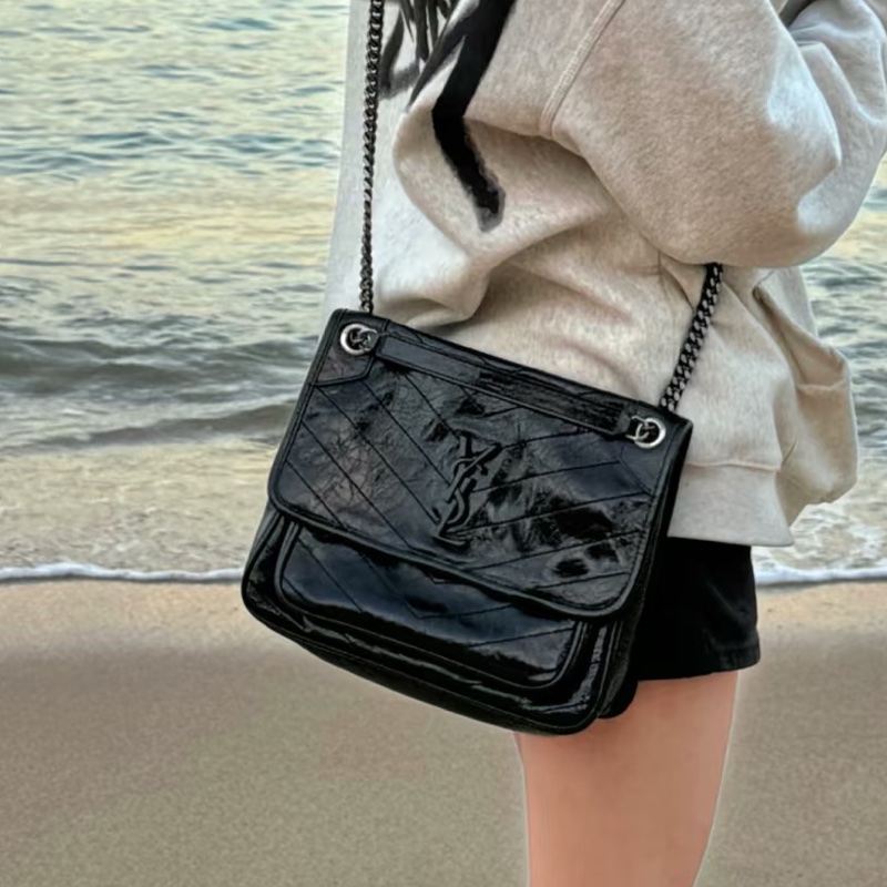 酷颯氛圍感🕶️超優惠😍Ysl聖羅蘭全黑系列油蠟皮Niki小號鏈條包單肩斜背包-4