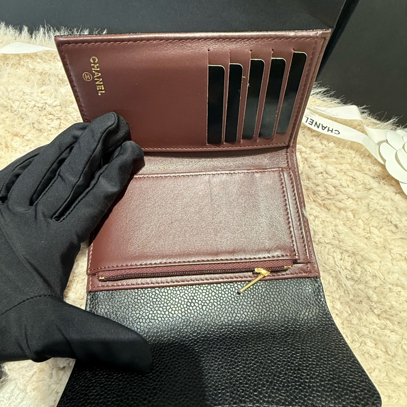CHANEL荔枝金釦三折中夾 （全新閑置品）-12