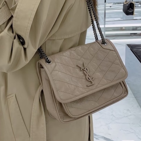 法式時髦感🏷️99新🈶購證😍Ysl聖羅蘭奶茶色油蠟皮Niki小號鏈條單肩斜背包