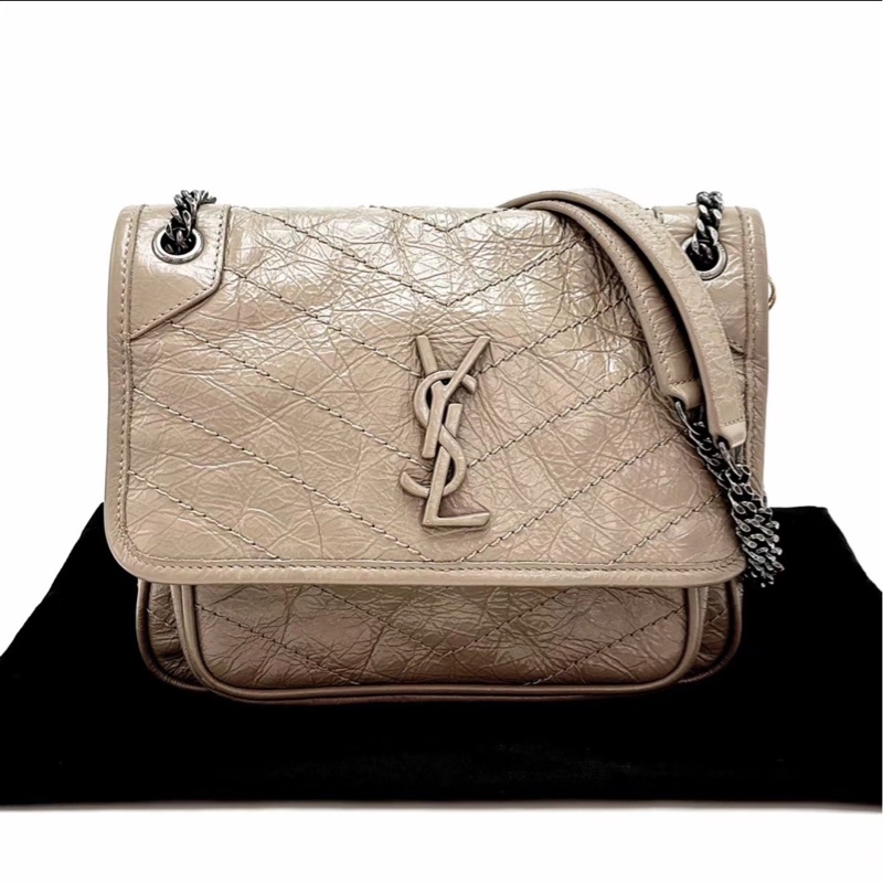 法式時髦感🏷️99新🈶購證😍Ysl聖羅蘭奶茶色油蠟皮Niki小號鏈條單肩斜背包-3