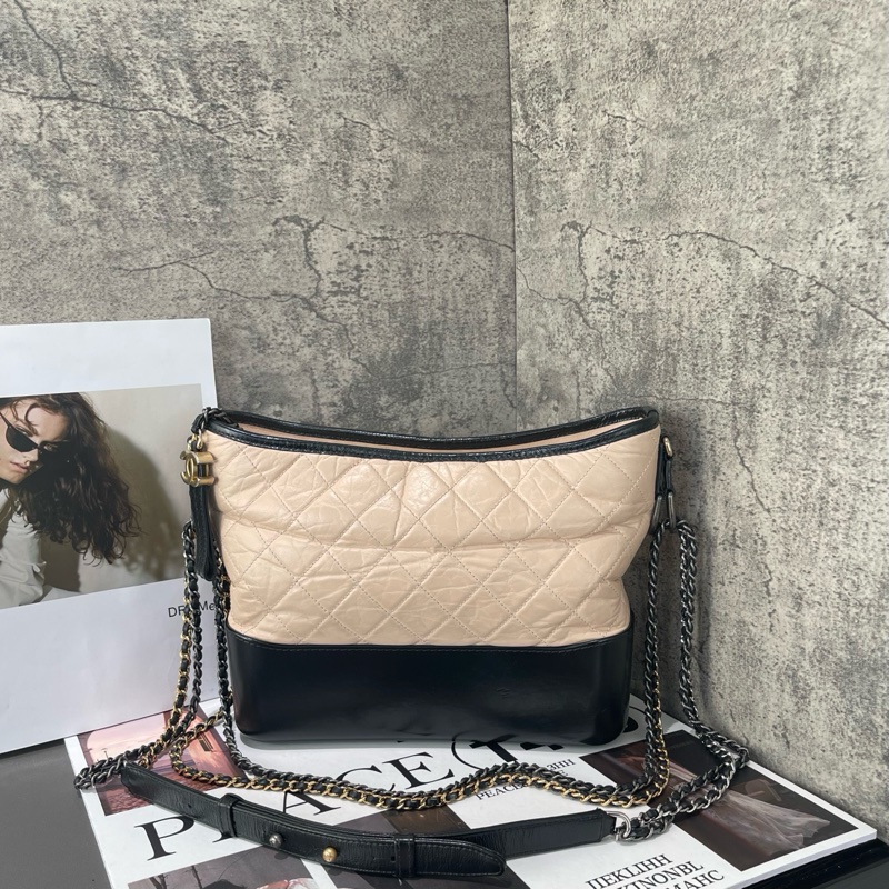 Chanel 香奈兒 流浪 中號 米色拼黑色-1