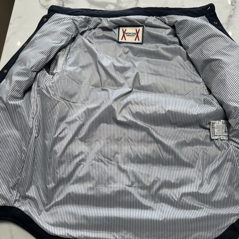 Moncler棉服外套-4
