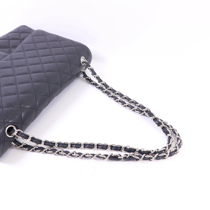 CHANEL 牛皮皮革Classic Maxi銀扣鏈帶肩背袋-5