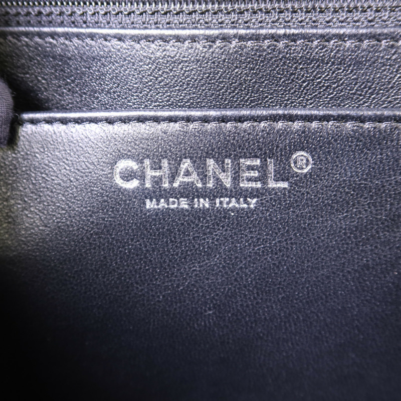 CHANEL 牛皮皮革Classic Maxi銀扣鏈帶肩背袋-7