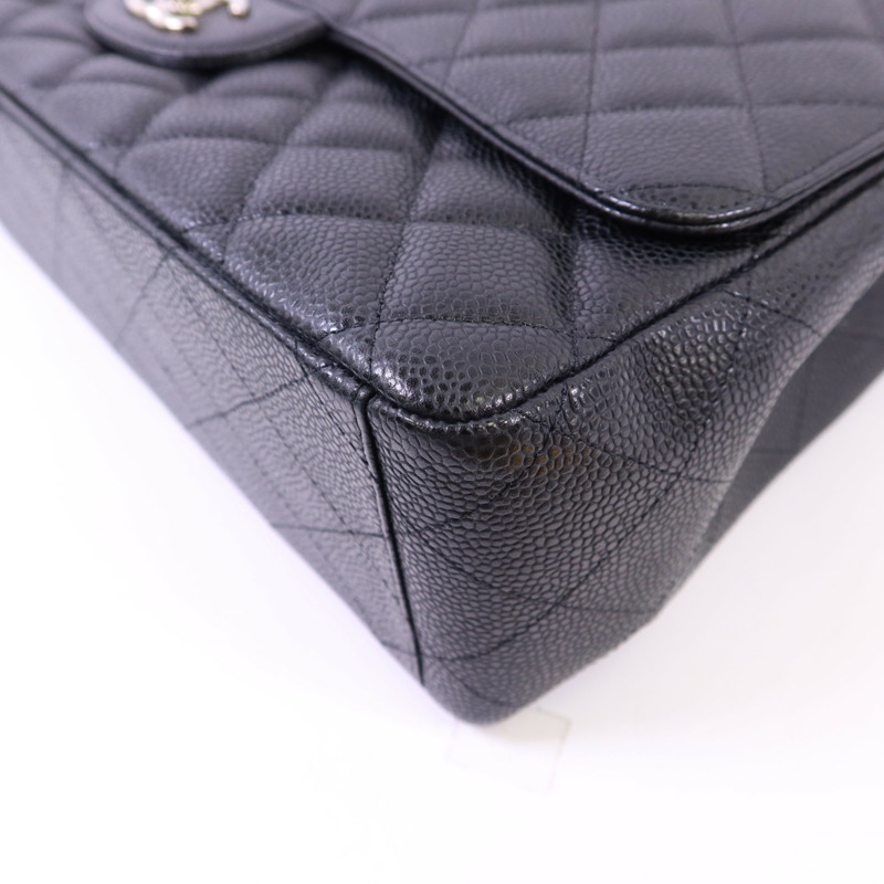 CHANEL 牛皮皮革Classic Maxi銀扣鏈帶肩背袋-12