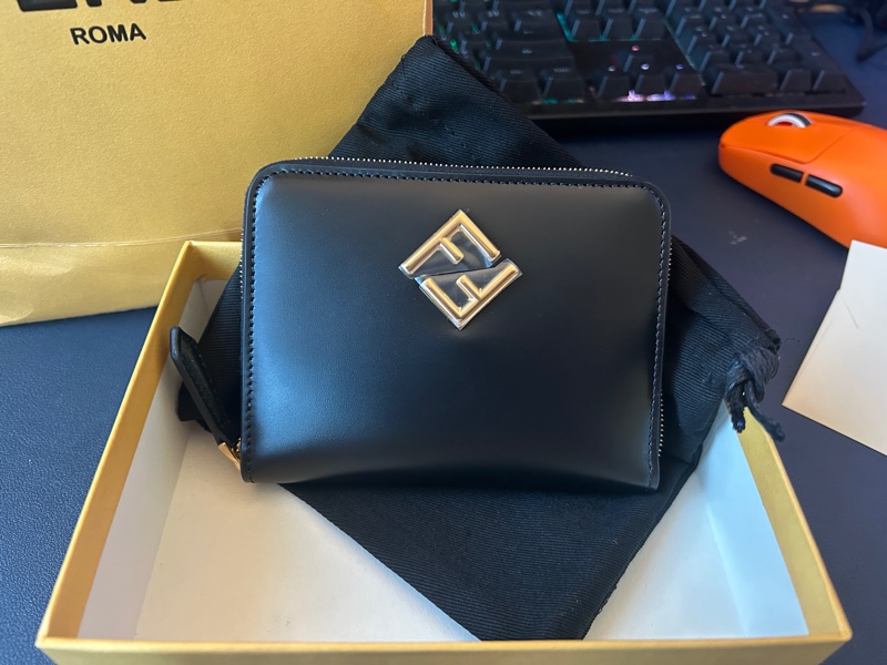 FENDI FF Diamond wallet-9