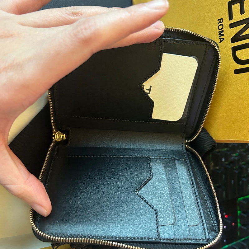 FENDI FF Diamond wallet-12