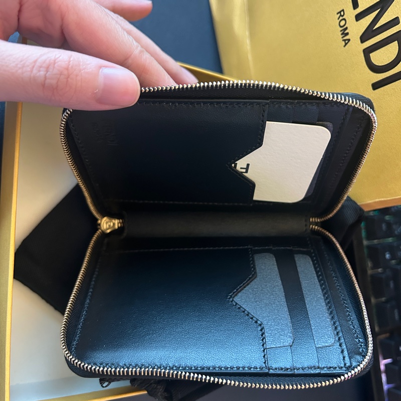 FENDI FF Diamond wallet-13