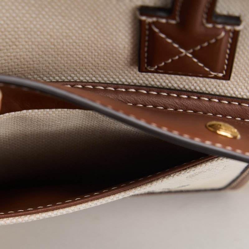 二手Burberry freya mini pocket 托特包-17