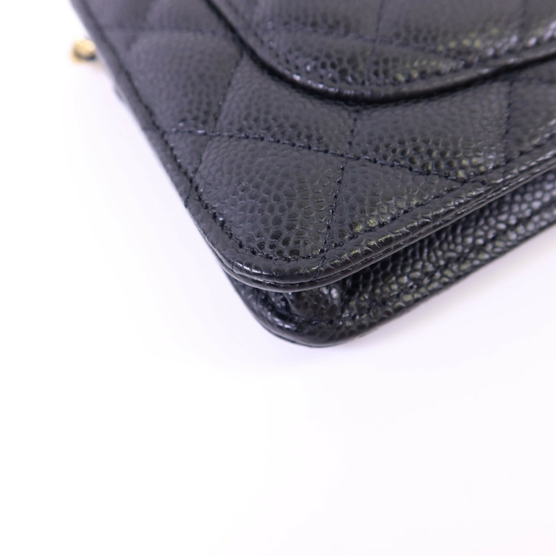 CHANEL 牛皮皮革WOC Wallet On Chain金扣鏈帶肩背袋-13