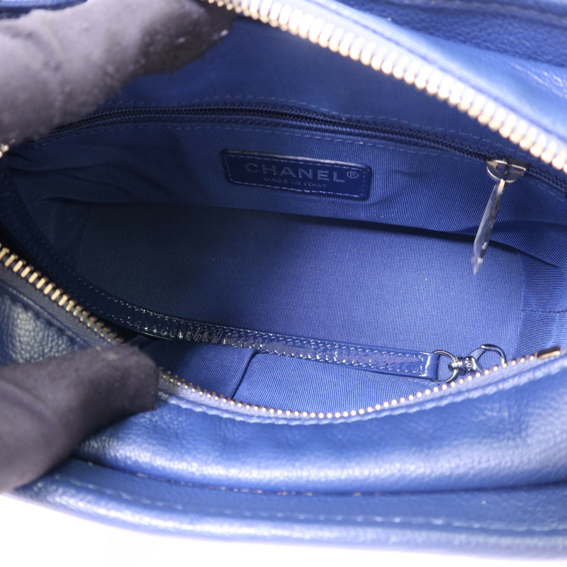 CHANEL 牛皮皮革Gabrielle Small金扣鏈帶肩背袋-6