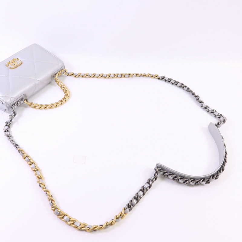 CHANEL 羊皮皮革Chanel 19 WOC手挽肩背兩用袋-4