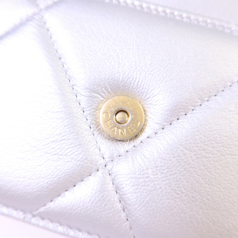 CHANEL 羊皮皮革Chanel 19 WOC手挽肩背兩用袋-12