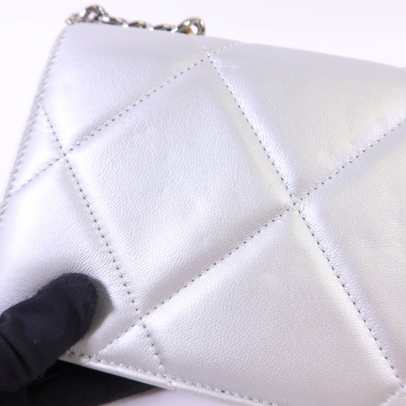 CHANEL 羊皮皮革Chanel 19 WOC手挽肩背兩用袋-19