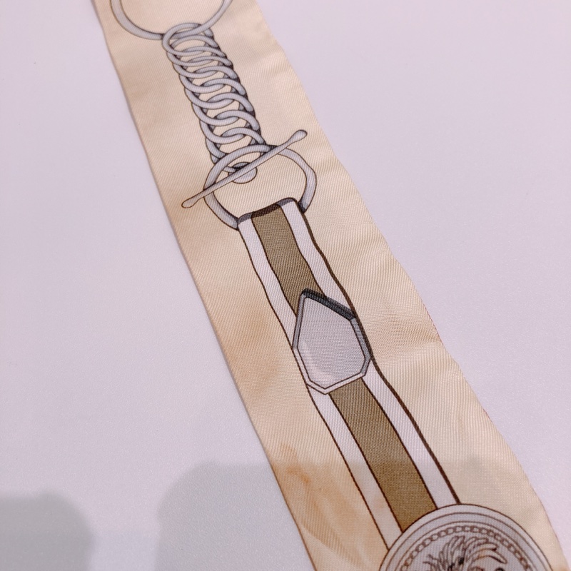 TW4645 HERMES 愛馬仕雙面圖案小絲巾SILK GRAND TRALALA TWILLY-15