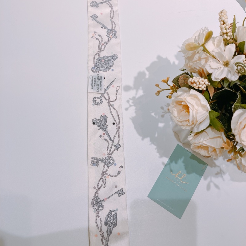 TW4649 HERMES 愛馬仕鎖匙圖案小絲巾SILK LES CLES A POIS TWILLY-4