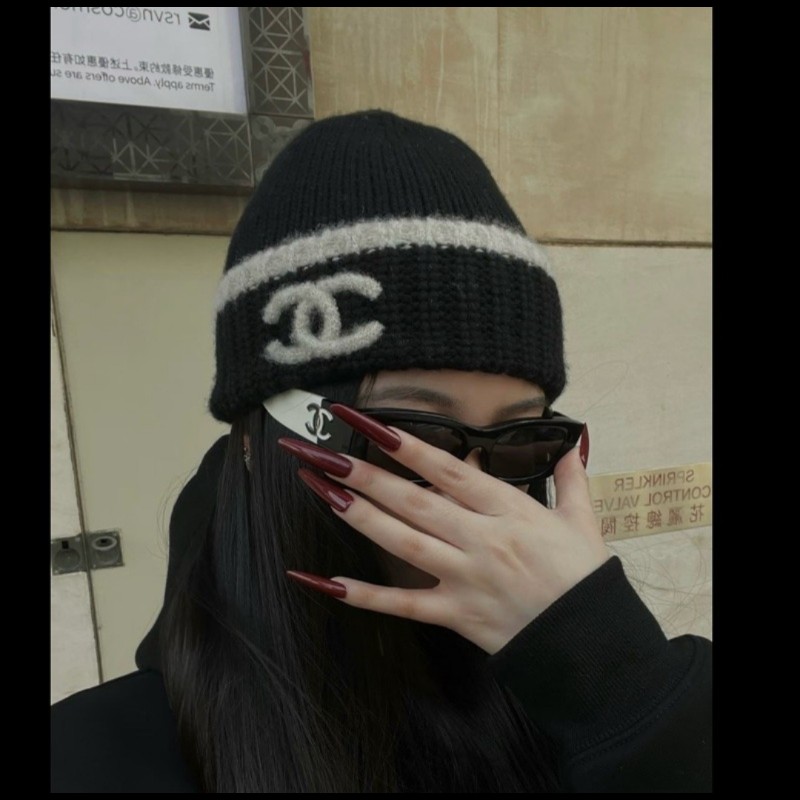 Chanel 經典黑白毛帽-4