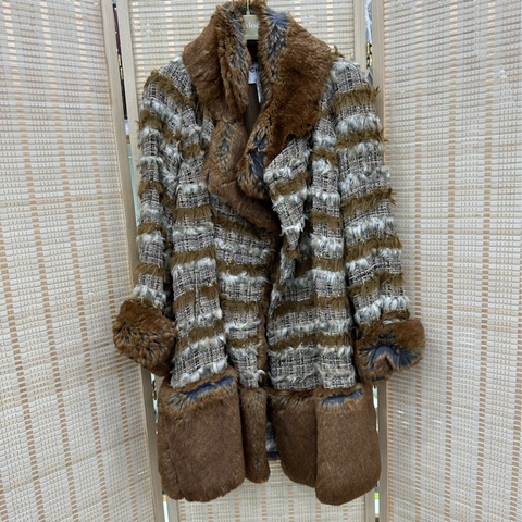 Chanel 10年棕色條紋粗呢毛領皮草大衣外套 38碼