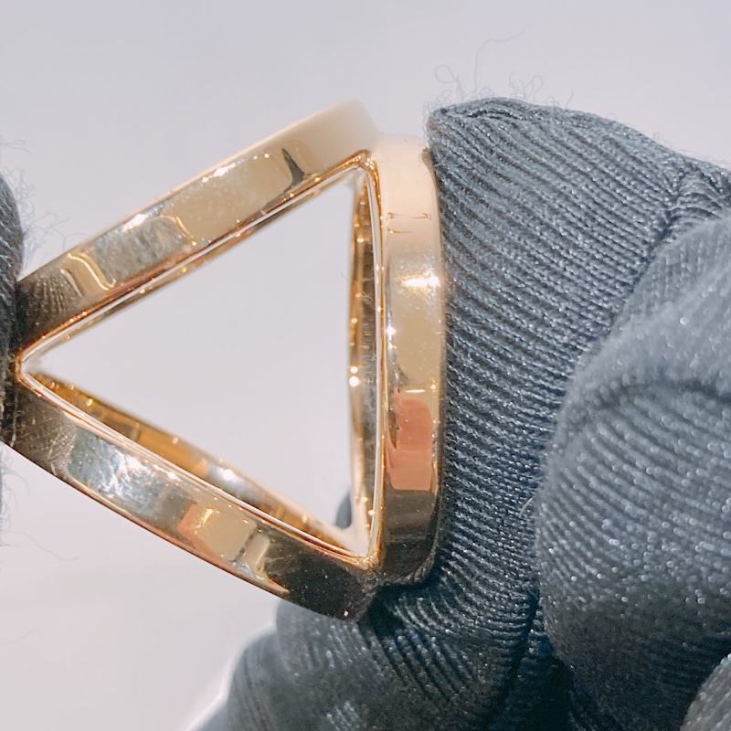 TW4650 HERMES 愛馬仕三角圓形小絲巾扣TRIO SCARF 90 RING-12