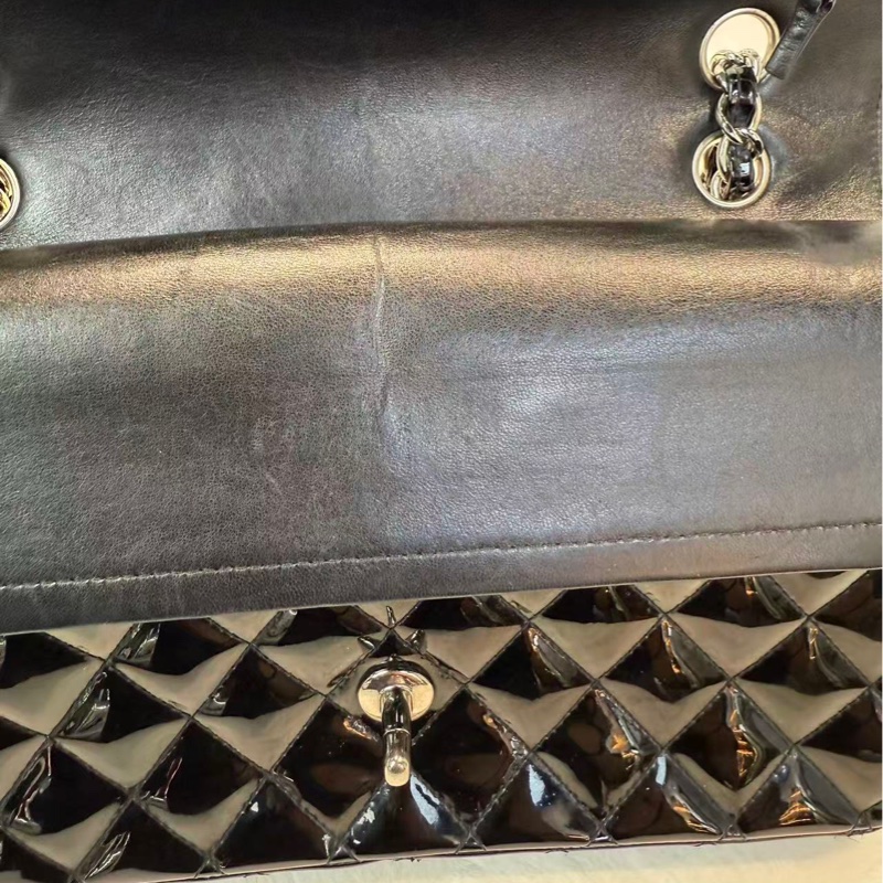 Chanel CF中號 黑銀漆皮 經典斜孭袋包-9