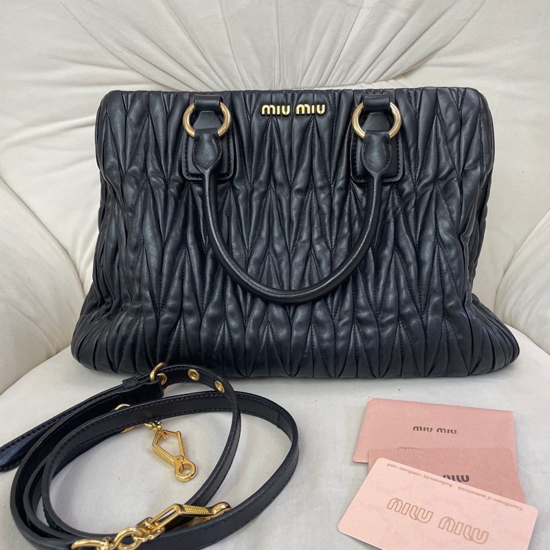 Miu Miu • 黑金羊皮皺摺多層托特包 Tote-1
