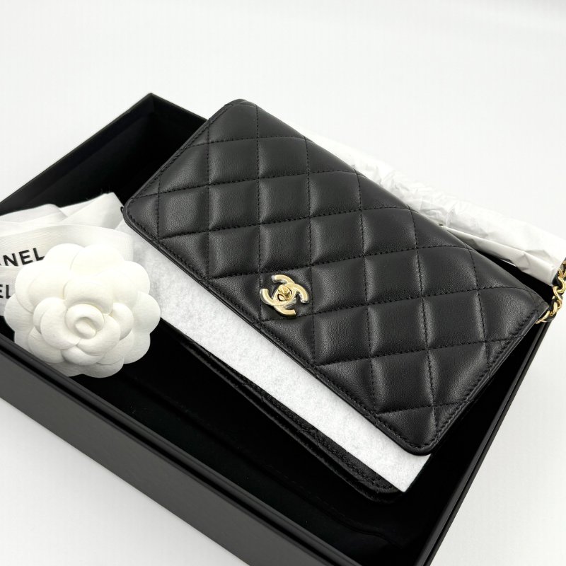 CHANEL - 黑色金釦菱格羊皮旋轉釦WOC / 新版-4