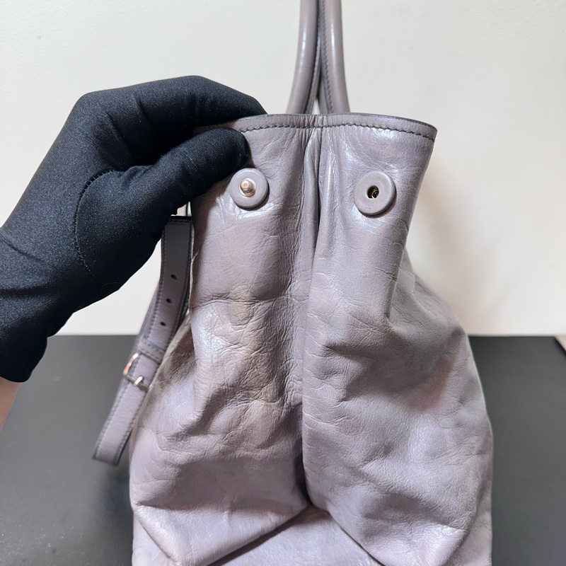 Miu Miu • 油臘皮霧霾灰紫色托特包 Tote-3
