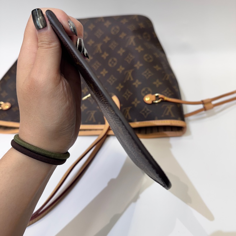 LV Neverfull MM老花手提肩背托特包 晶片款 近全新-13
