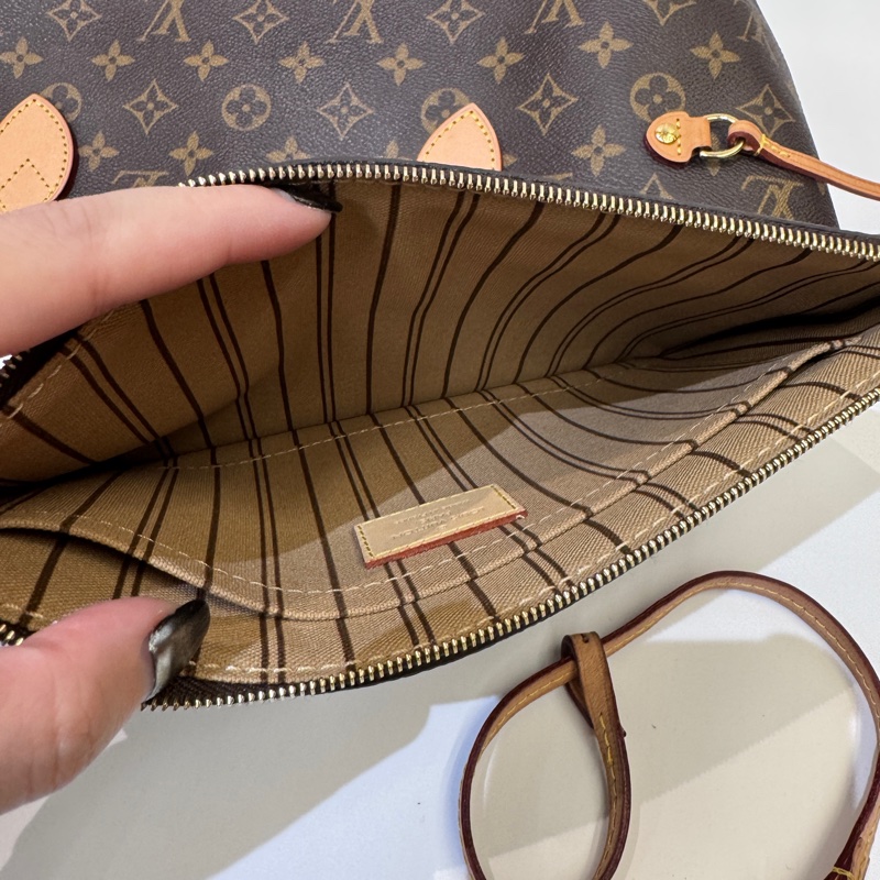 LV Neverfull MM老花手提肩背托特包 晶片款 近全新-16