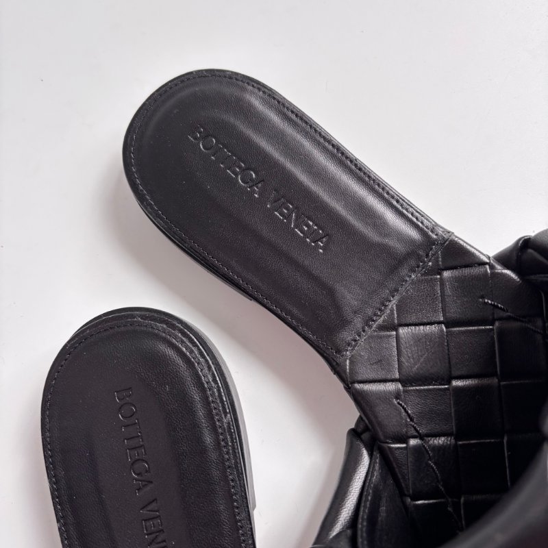 39號 ::BOTTEGA VENETA:: 黑色編織方頭拖鞋 皮革平底涼鞋 Lido black intrecciato maxi woven leather flat sandals EU39-1