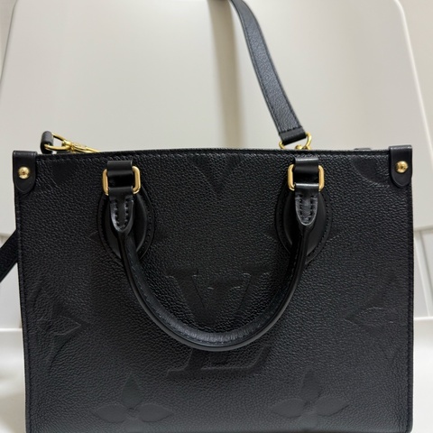 LV黑色全皮OnTheGo PM M45653