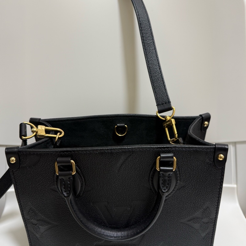 LV黑色全皮OnTheGo PM M45653-6