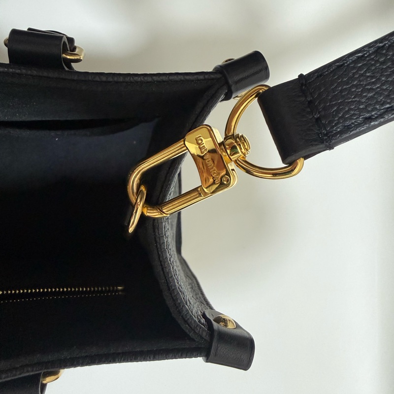 LV黑色全皮OnTheGo PM M45653-8